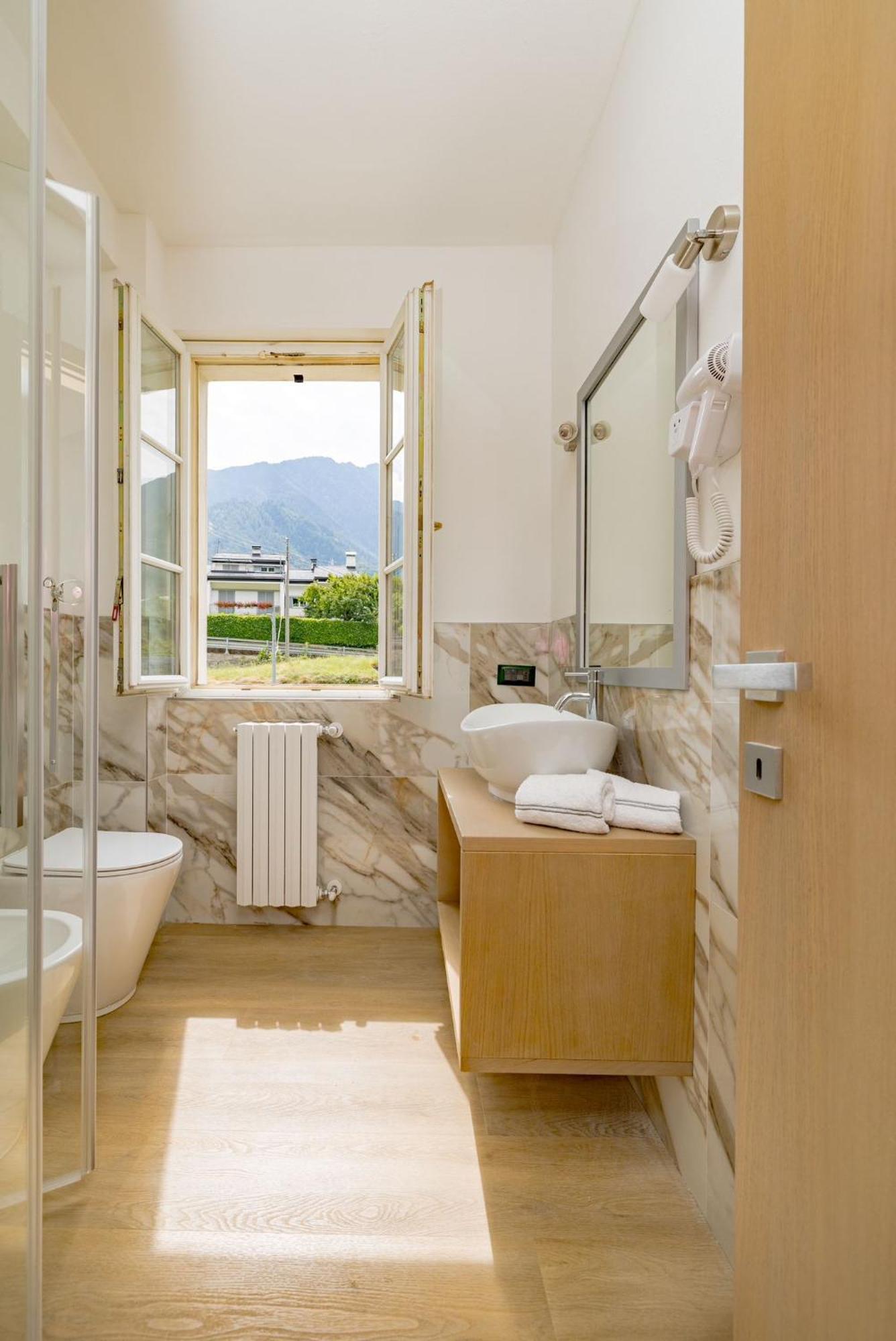 Hotel Ristorante Val America Sernio Bagian luar foto